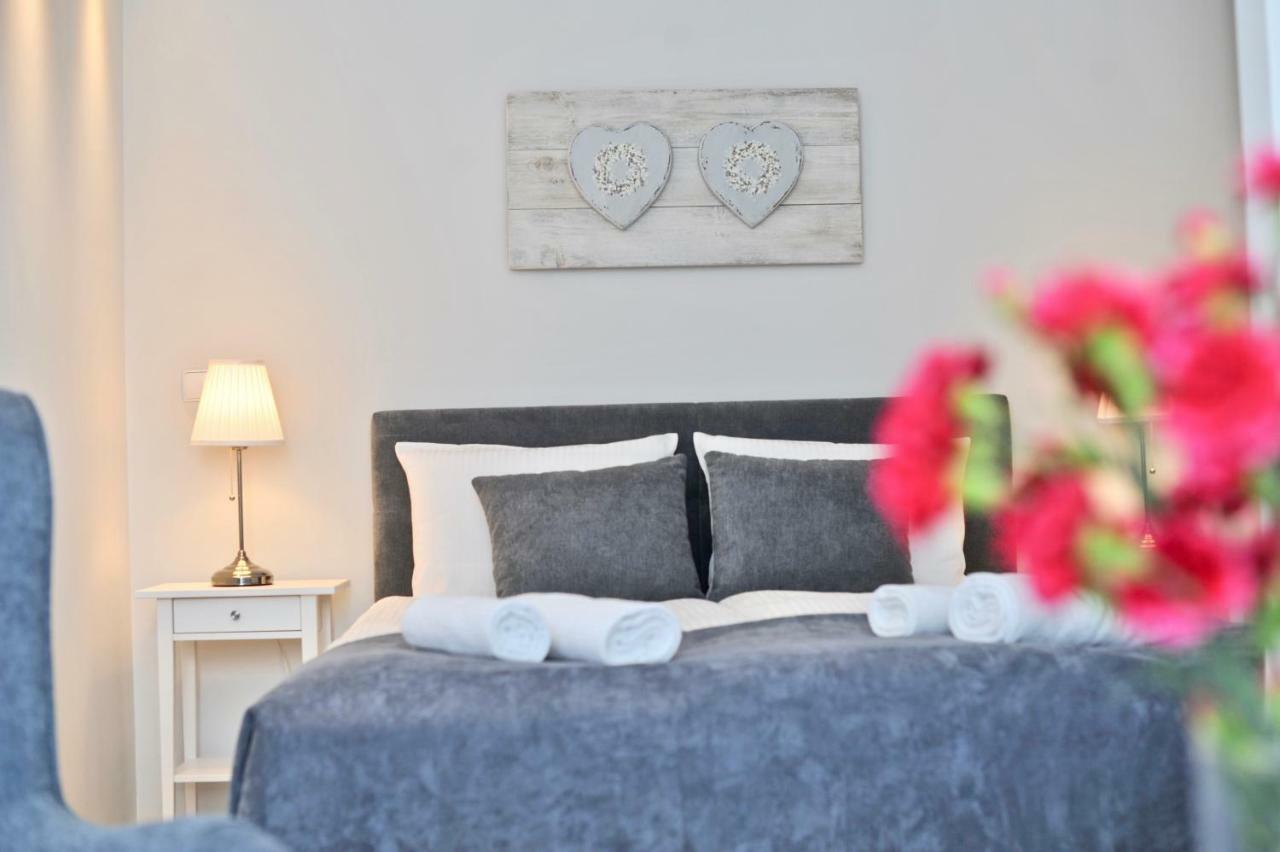 Apartamenty Porto Eli Rowy  Zewnętrze zdjęcie