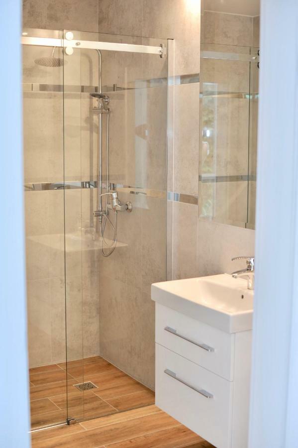 Apartamenty Porto Eli Rowy  Zewnętrze zdjęcie